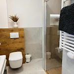 Moana House Laura Nyaraló Trzęsacz