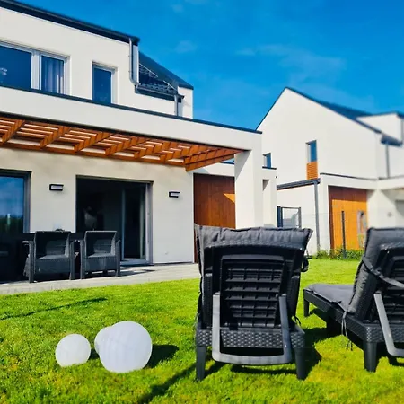 펜션 Moana House Laura 트르제삭츠