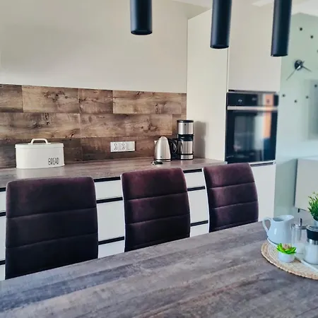 Moana House Laura * Trzęsacz