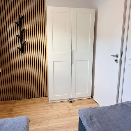 Moana House Laura Nyaraló Trzęsacz